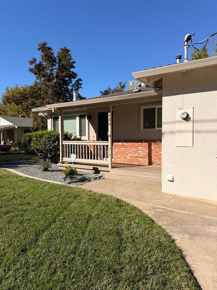 2130 Athens Ave - Photo 2 of 12