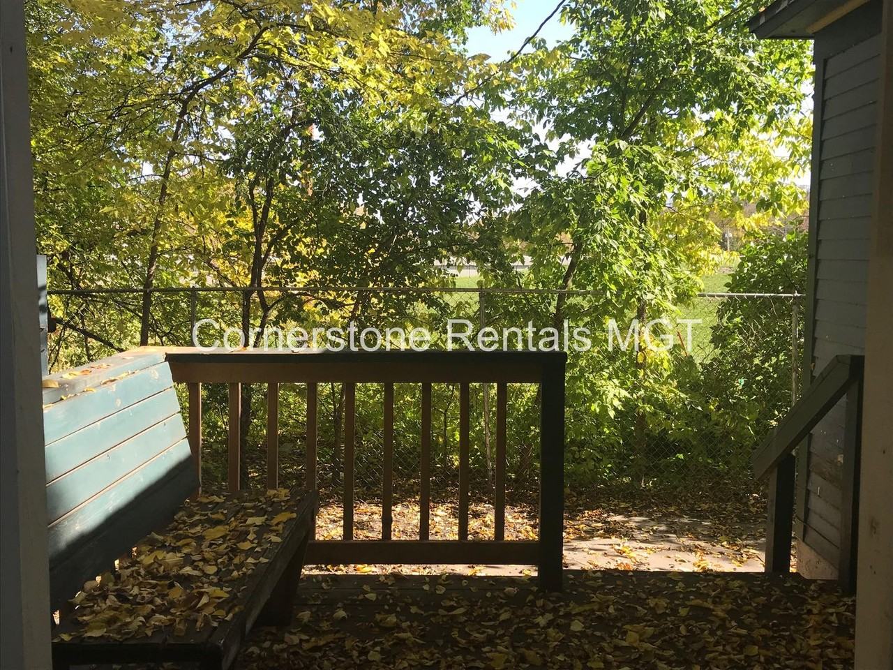 360 College St Sw - Photo 2 of 34