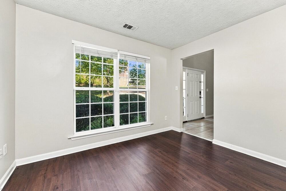 4142 Laurel Bend Ct - Photo 6 of 17