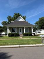 featured image of 113 E 4th St