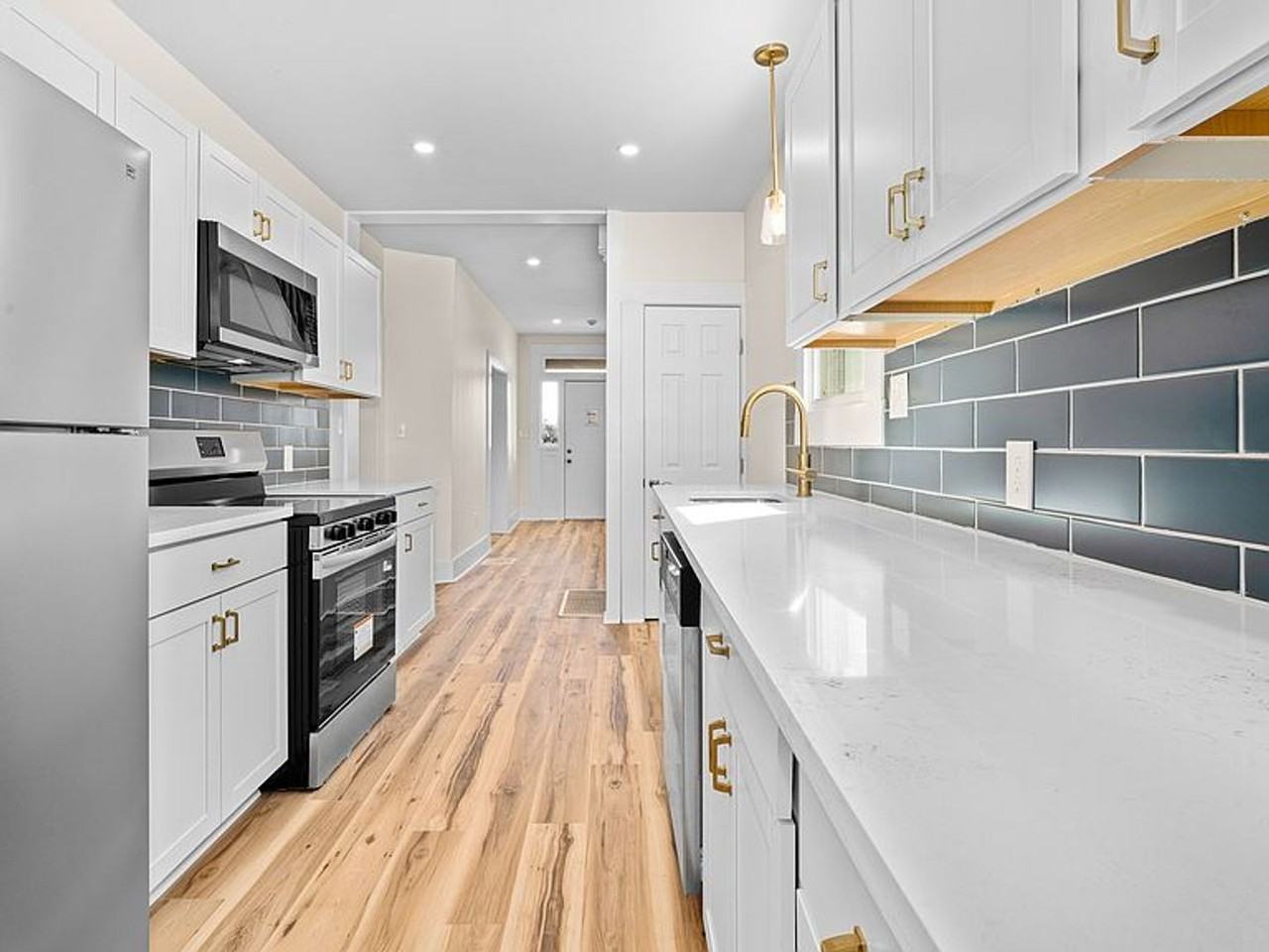 119 E 20th Ave - Photo 5 of 12