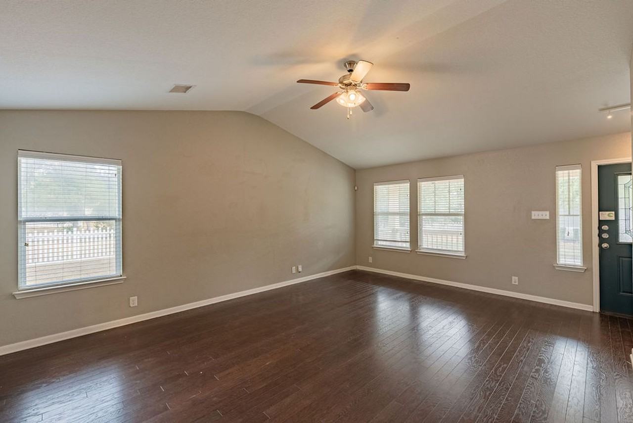 800 Gabriel Mills Dr - Photo 6 of 21