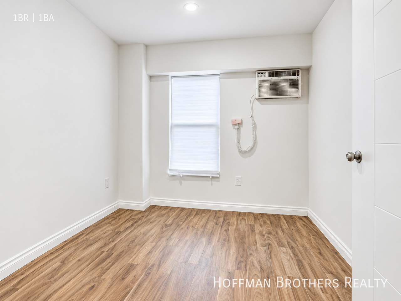 10028 San Fernando Rd #12 - Photo 5 of 8