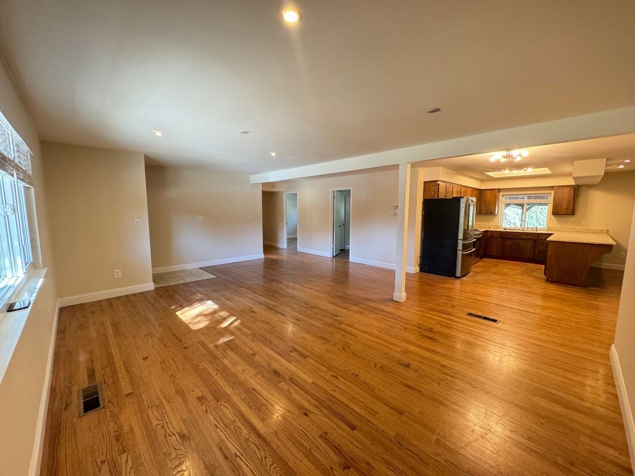 2317 W La Loma Dr - Photo 3 of 23
