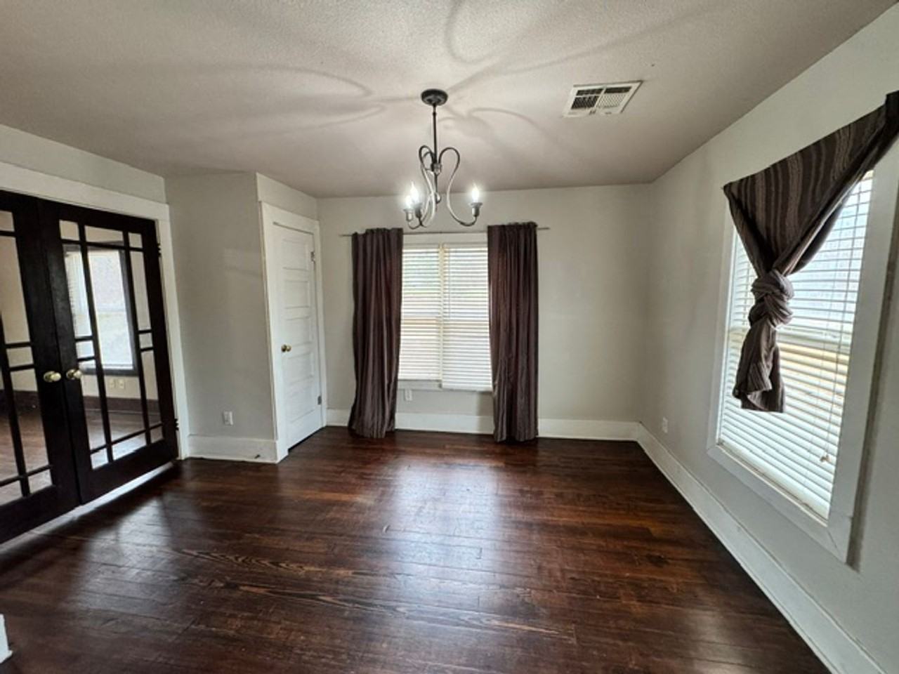 2660 Main St - Photo 3 of 13
