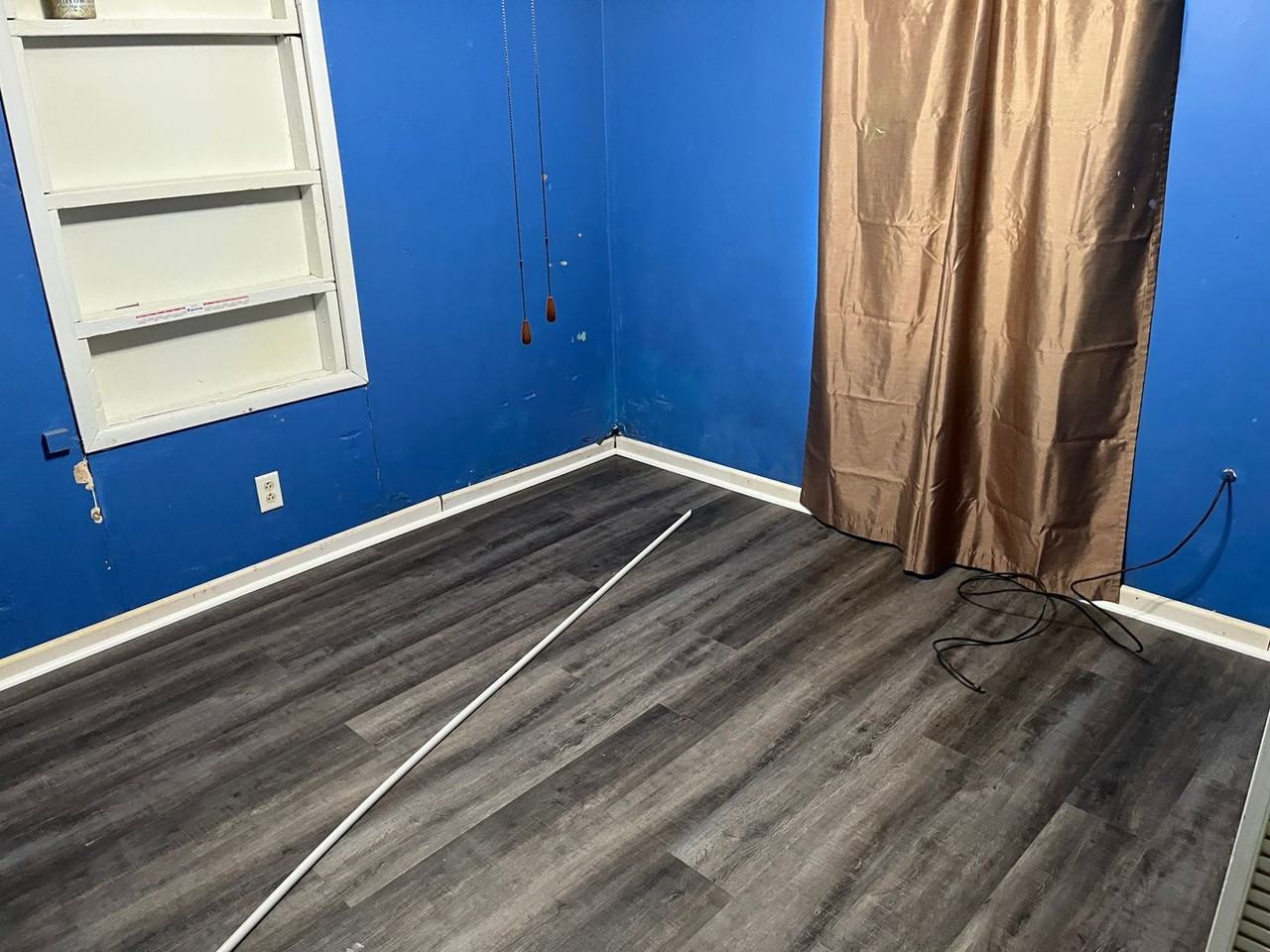 220 Liberty St - Photo 4 of 6