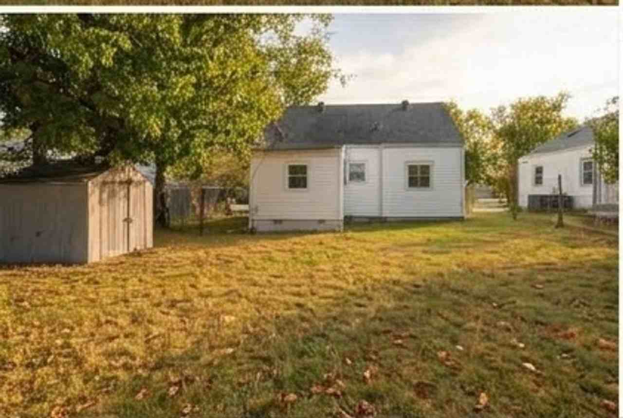 102 Elberta St - Photo 3 of 23