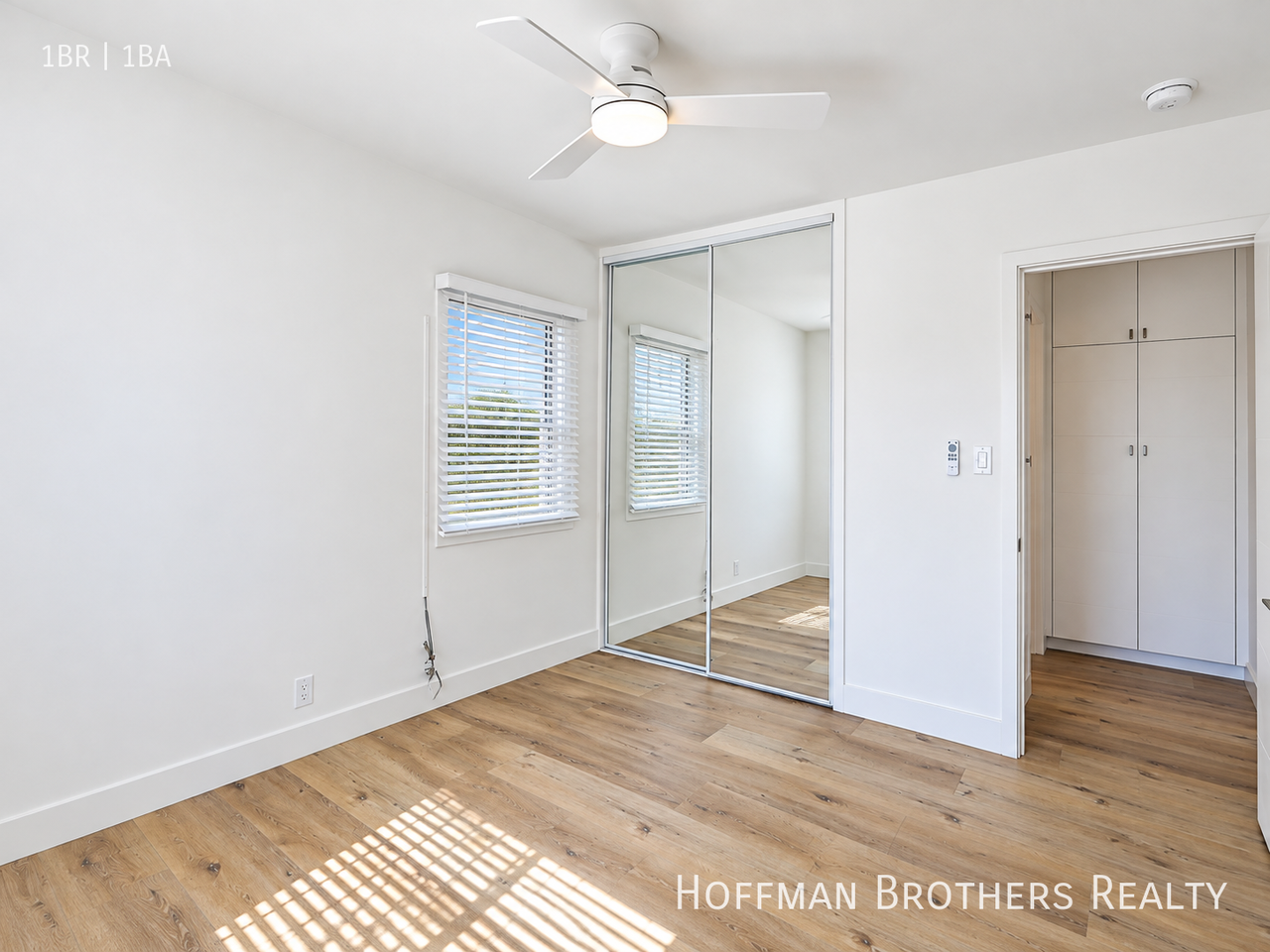 803 E Hyde Park Blvd #E - Photo 5 of 14