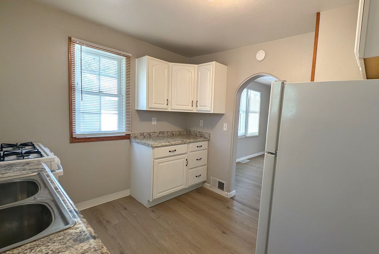 1709 Ray St - Photo 5 of 11