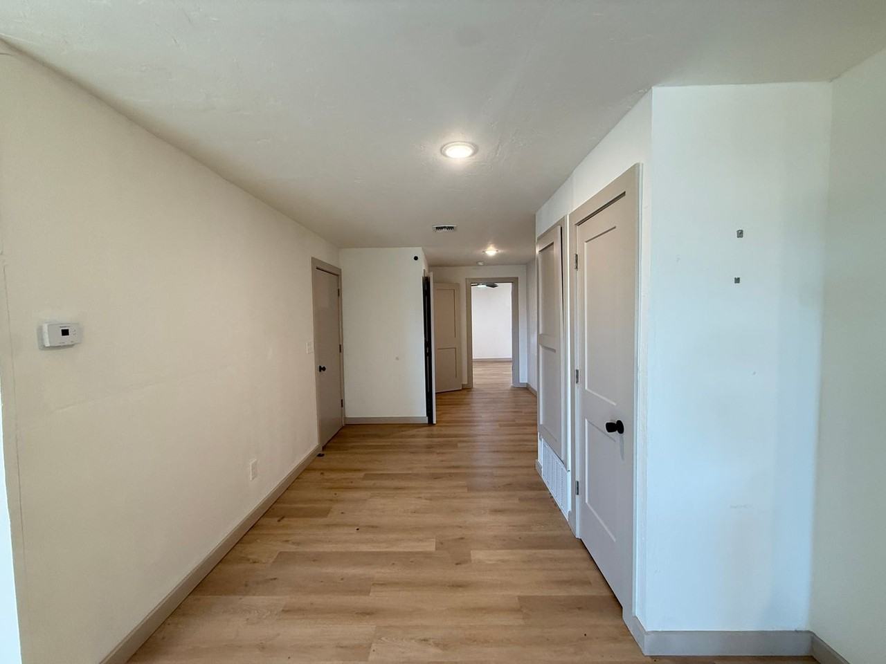 737 Nw 89th St - Photo 4 of 18