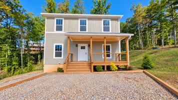 featured image of 165 Cascade Ridge Rd
