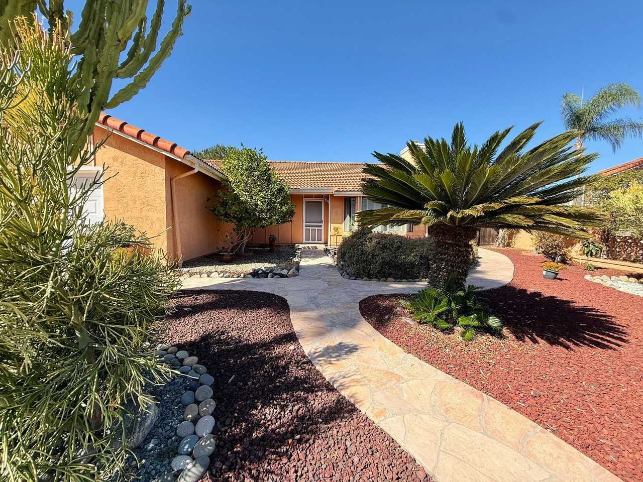 2717 Candlewood Pl - Photo 3 of 32