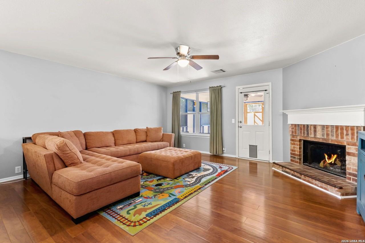 5730 Grosmont Ct - Photo 7 of 23