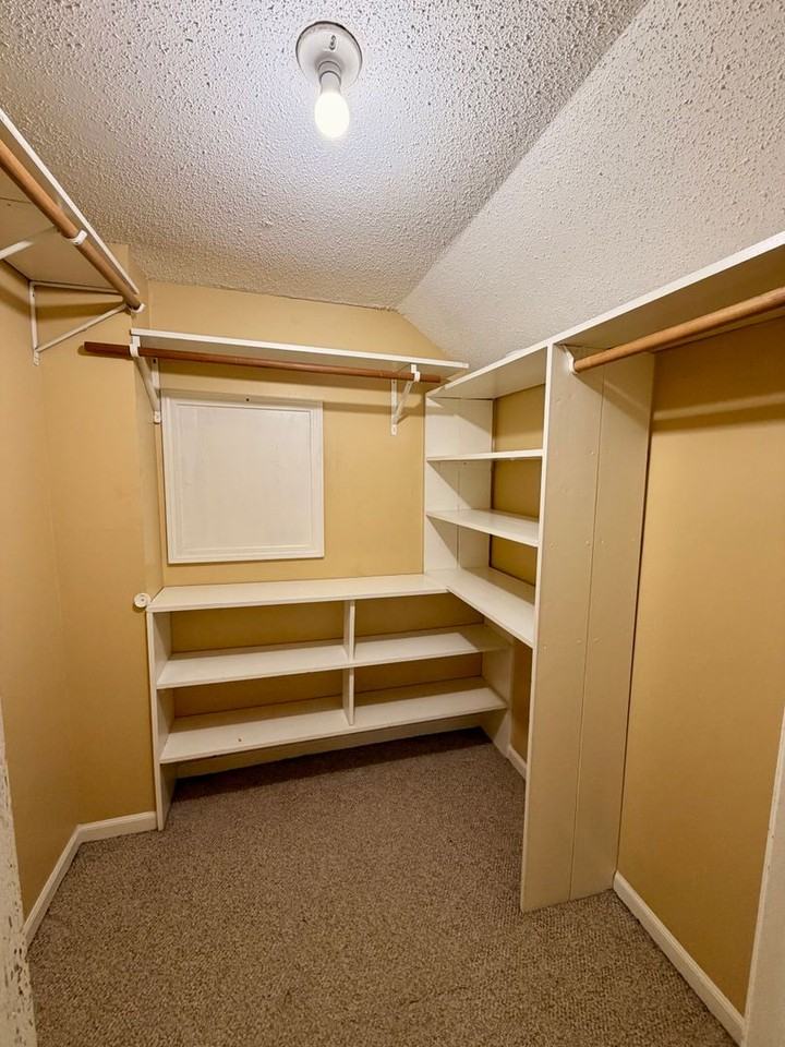 4726 Delmar St - Photo 3 of 20