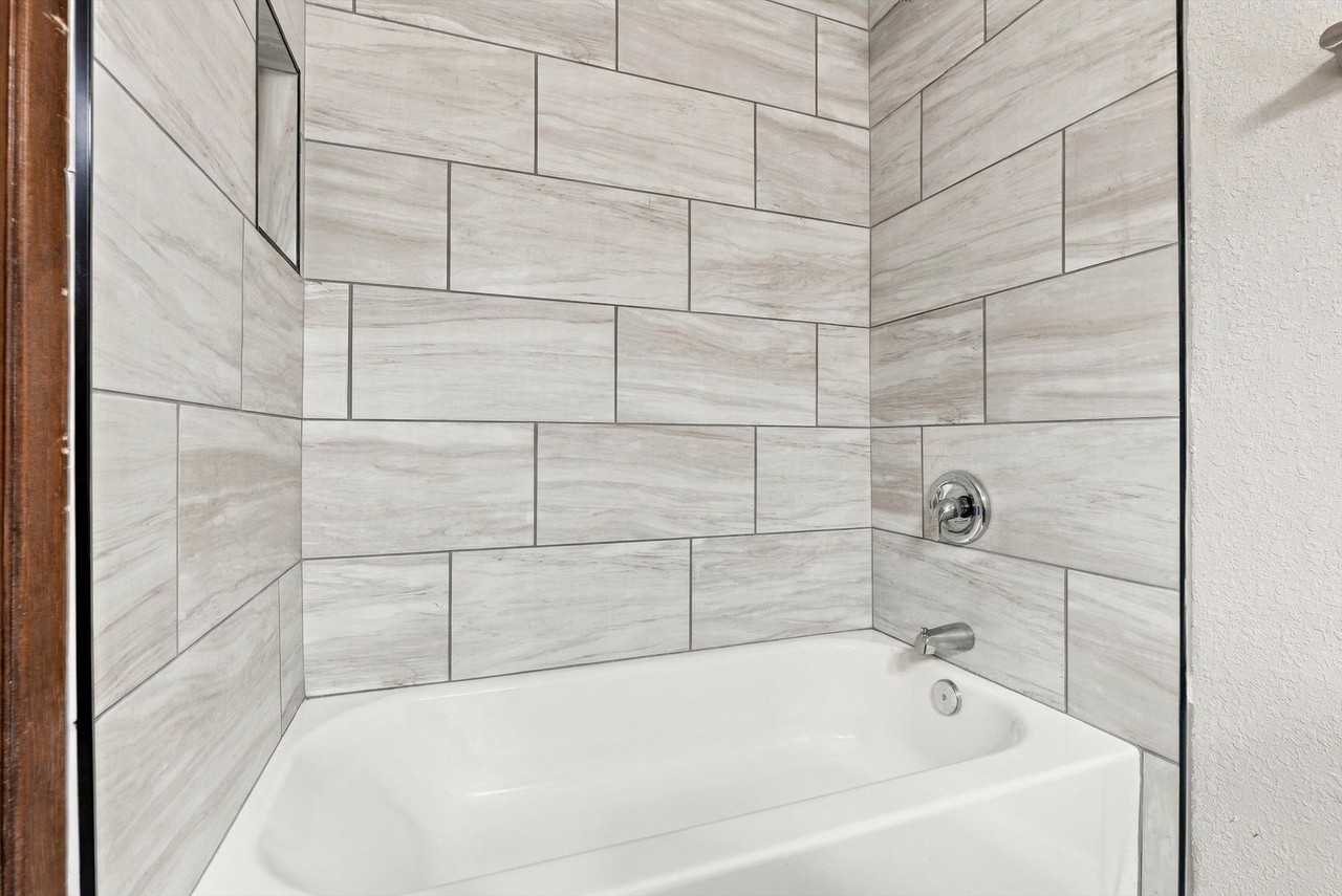 7123 Tealeaf St - Photo 5 of 23