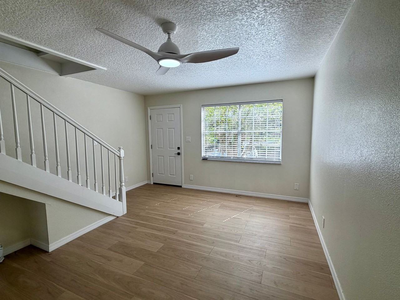 6922 Woodlake Dr #103 - Photo 3 of 12