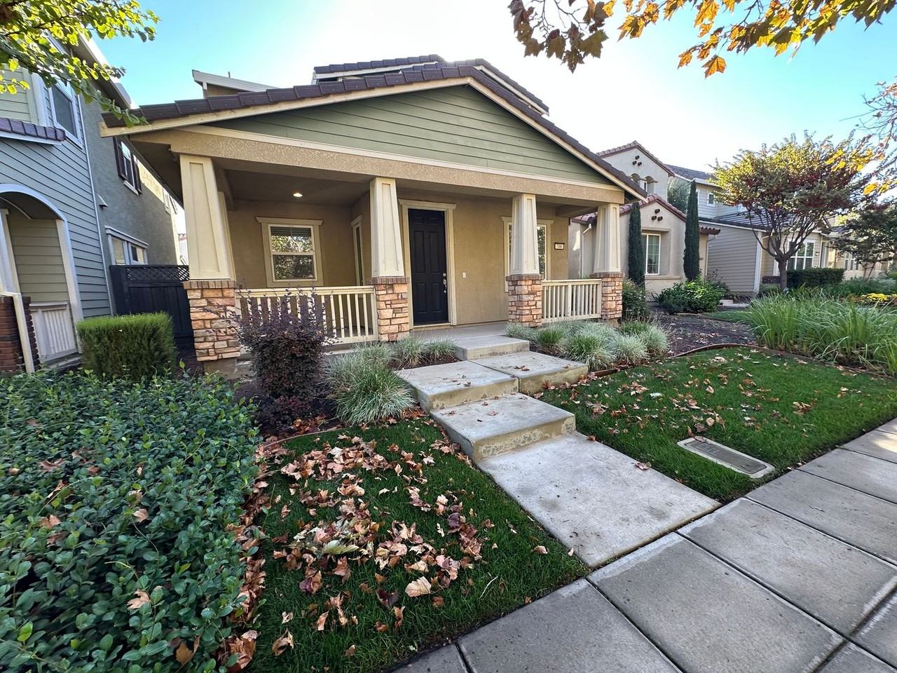 708 N Marquis Way - Photo 2 of 27