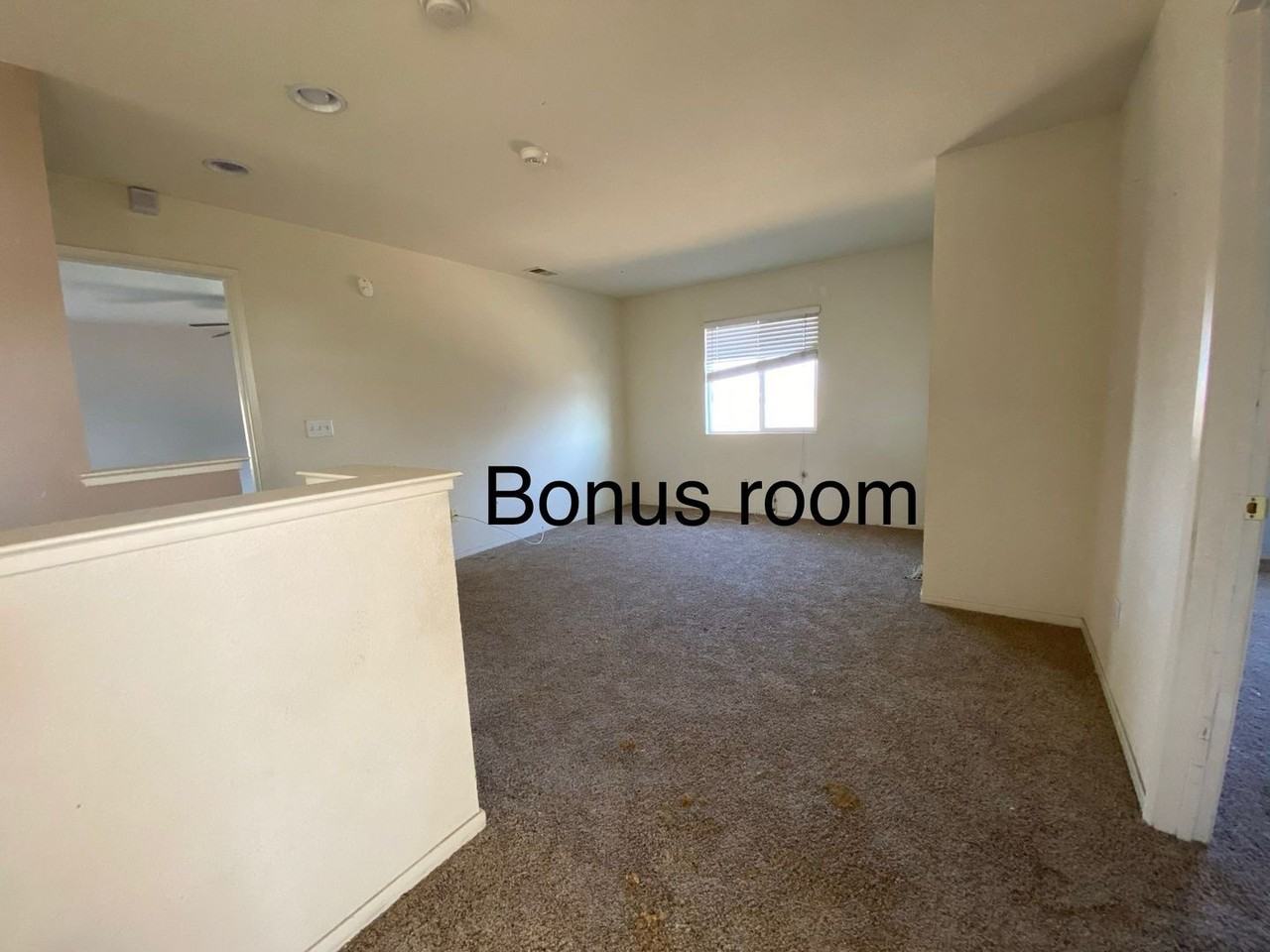 2801 Saxton Dr - Photo 6 of 12