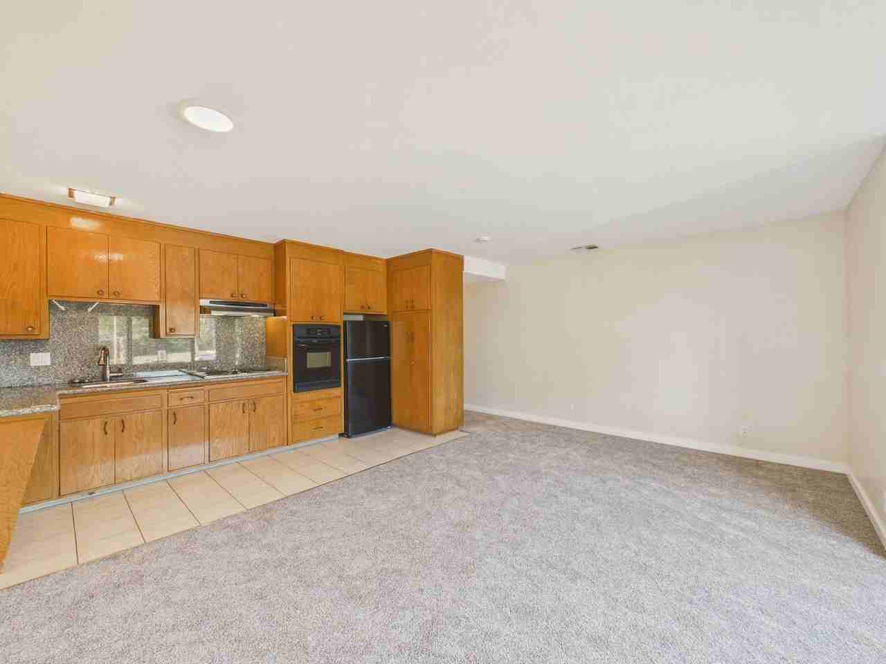 3333 Clement St #4 - Photo 3 of 24