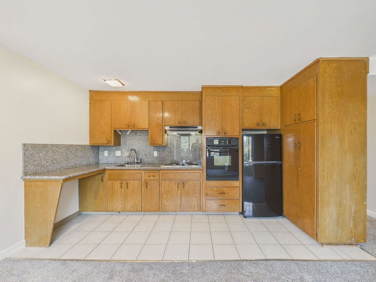 3333 Clement St #4 - Photo 6 of 24