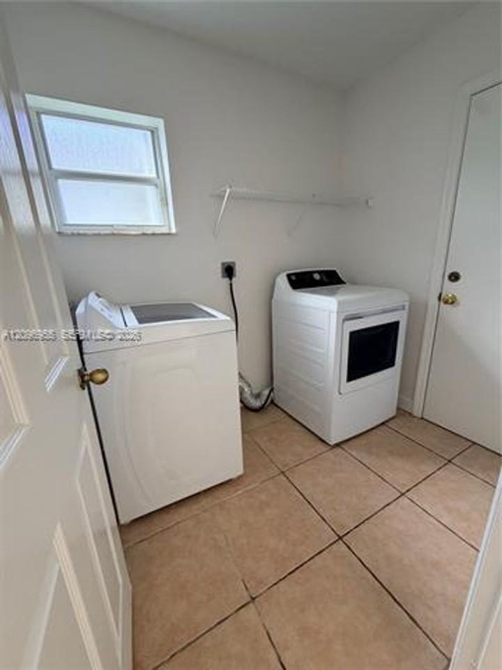 13468 Sw 23rd St #13468 - Photo 6 of 15