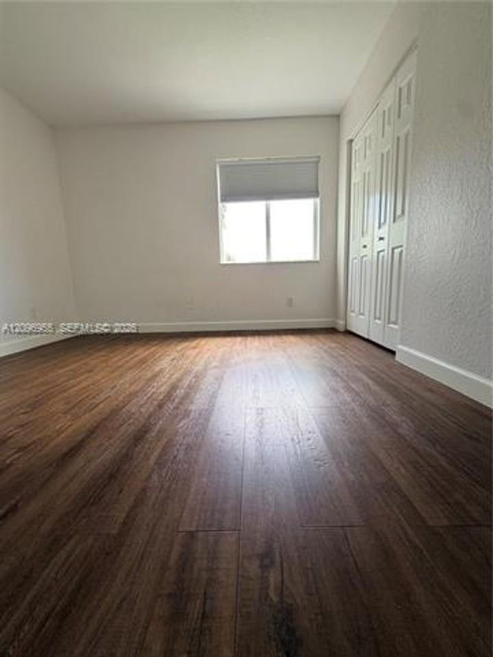 13468 Sw 23rd St #13468 - Photo 7 of 15