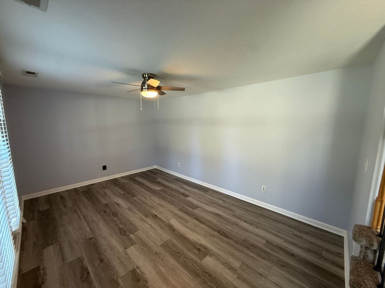 4734 Queensbury Dr - Photo 4 of 29
