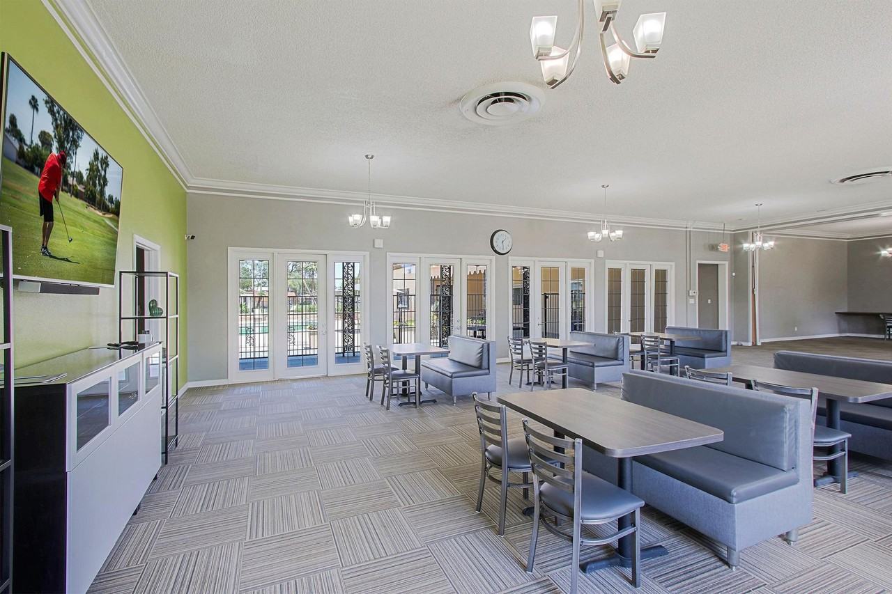 Park Lee Apartments - Photo 2 of 37
