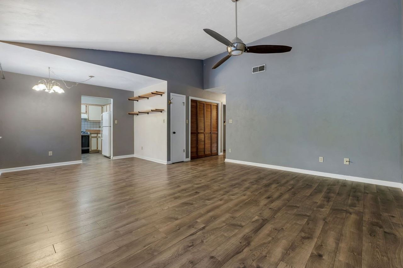 1559 San Luis Rd - Photo 5 of 24