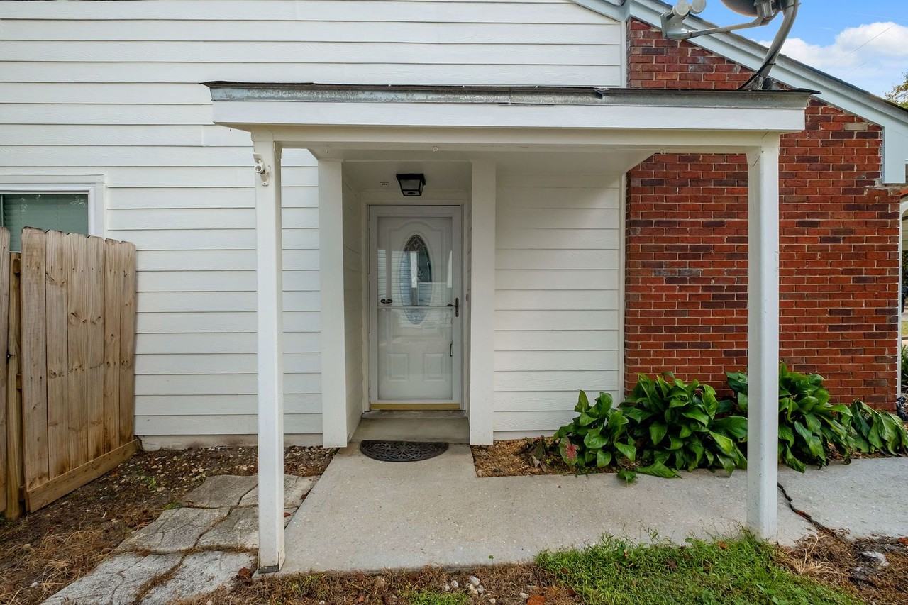 2803 Misty Garden Cir - Photo 4 of 22