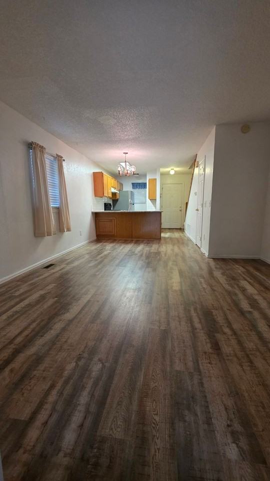 1529 Cooper Ave - Photo 5 of 31