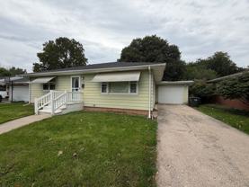 212 9th Ave N - Photo 1 of 1