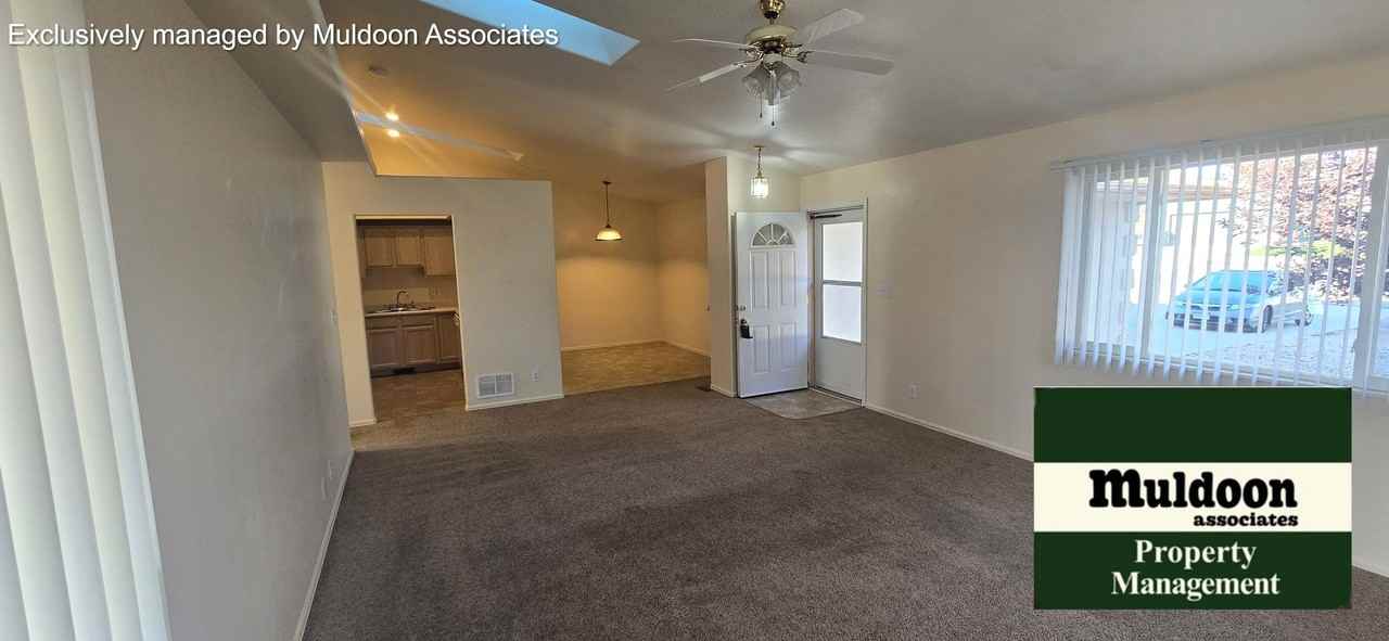 957 S Kyle Ln - Photo 4 of 12