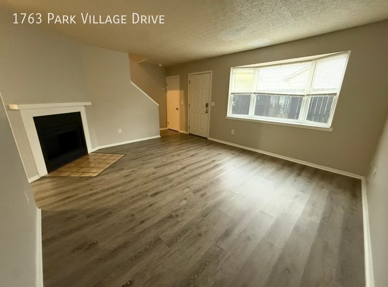 1763 Park Village Dr - Photo 2 of 31
