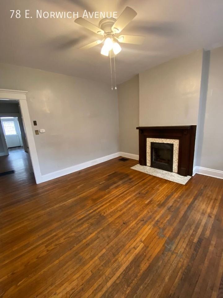 78 E Norwich Ave - Photo 2 of 19