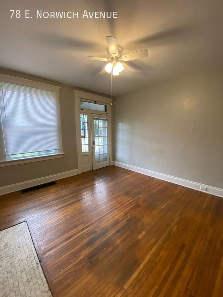 78 E Norwich Ave - Photo 4 of 19