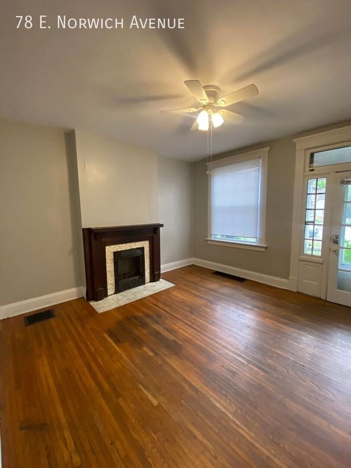 78 E Norwich Ave - Photo 5 of 19