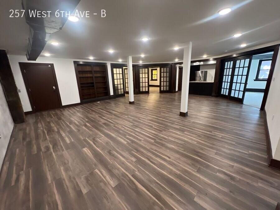257 W 6th Ave #B - Photo 2 of 14