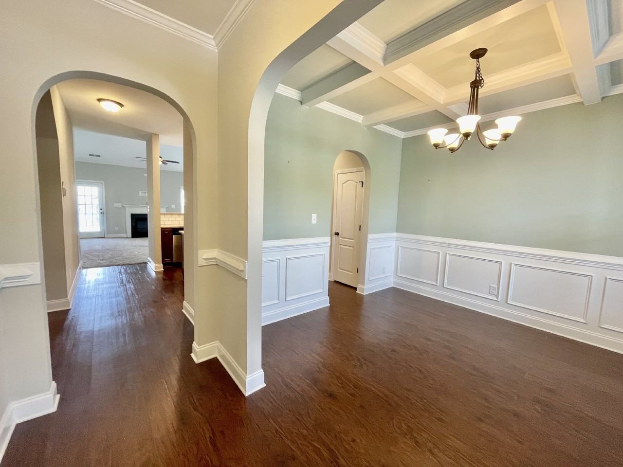 5849 Crepe Myrtle Dr - Photo 2 of 30