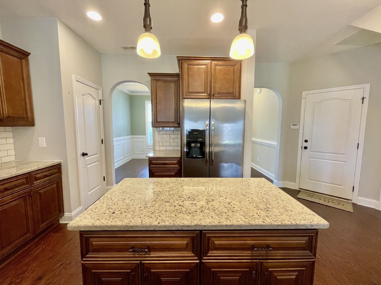 5849 Crepe Myrtle Dr - Photo 6 of 30
