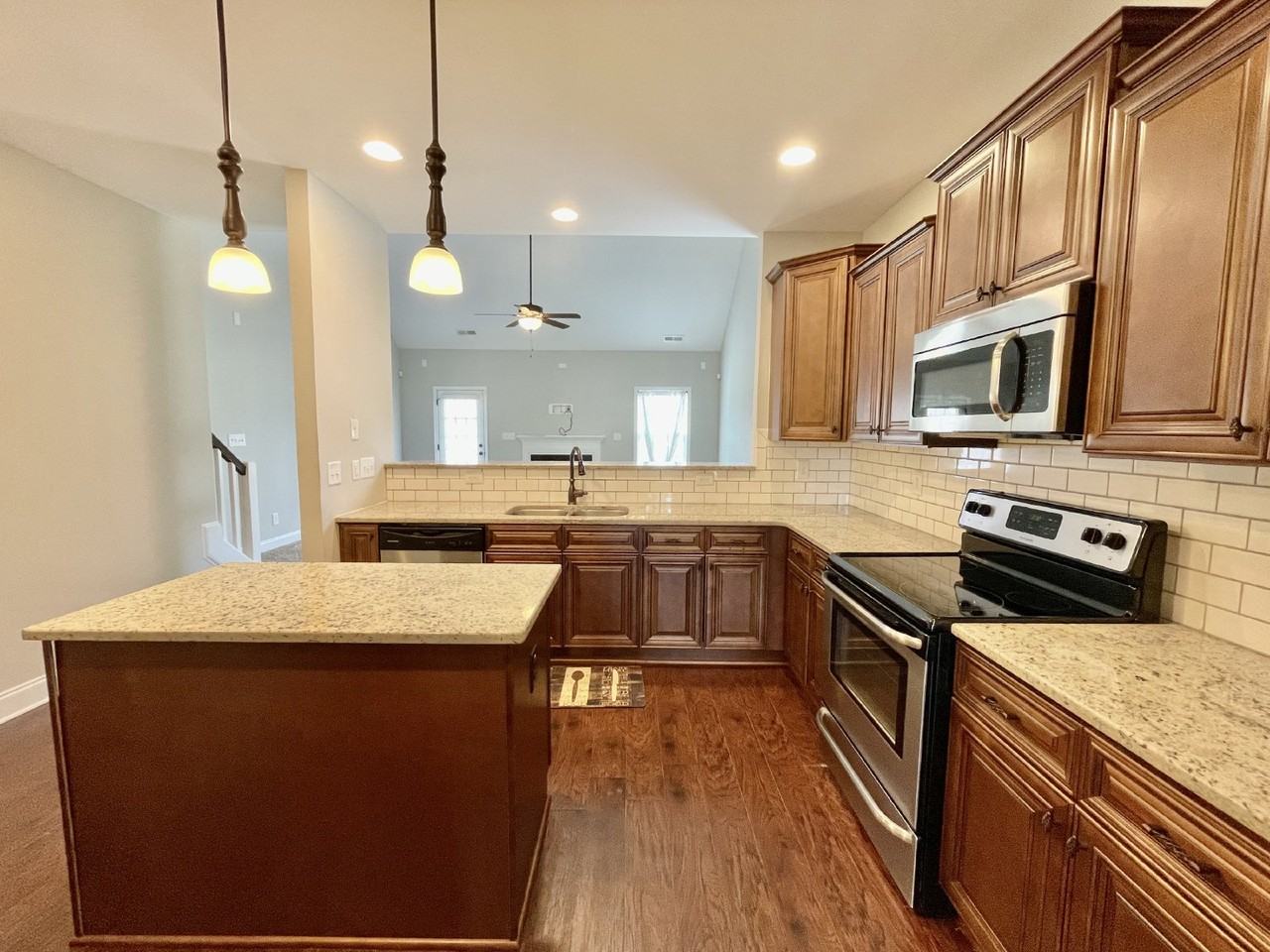 5849 Crepe Myrtle Dr - Photo 7 of 30
