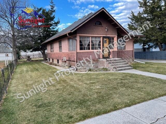 206 2nd Ave - Photo 2 of 20
