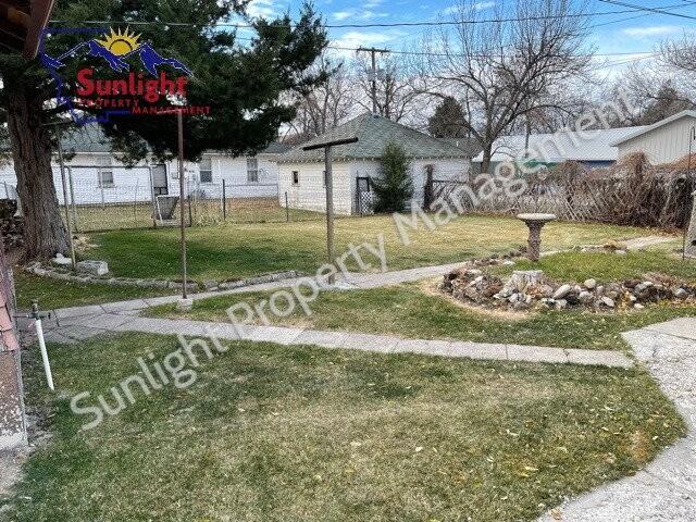 206 2nd Ave - Photo 3 of 20