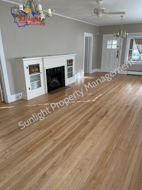 206 2nd Ave - Photo 6 of 20
