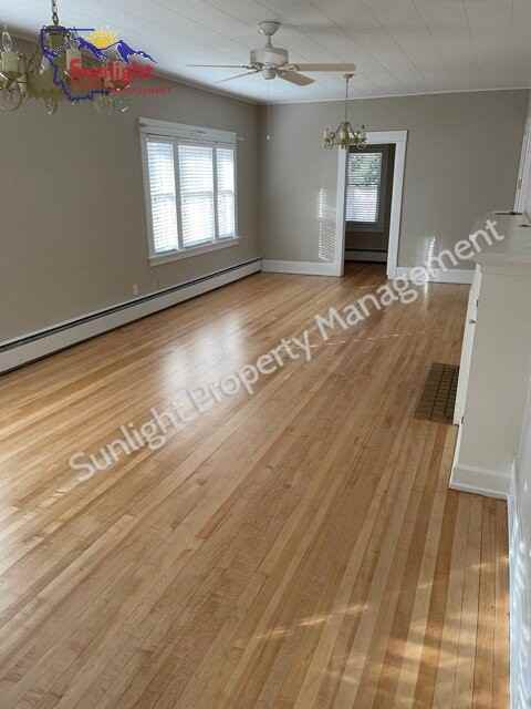 206 2nd Ave - Photo 7 of 20