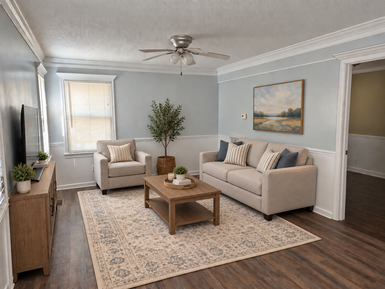 804 Joy St - Photo 2 of 12