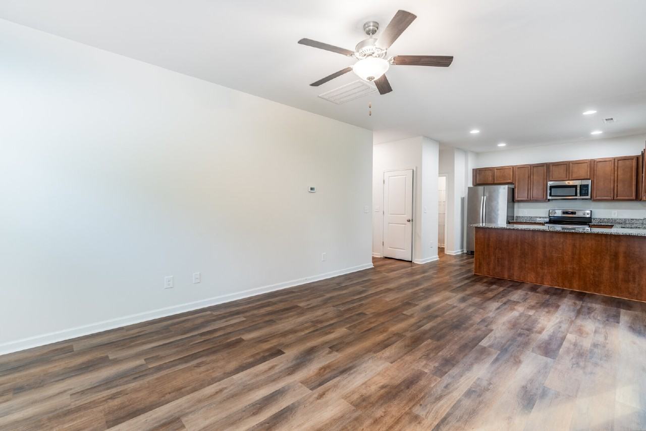 412 Melshire Ct - Photo 7 of 33