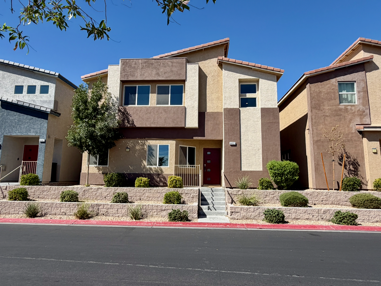 4451 Sapphire Moon Ave - Photo 2 of 50