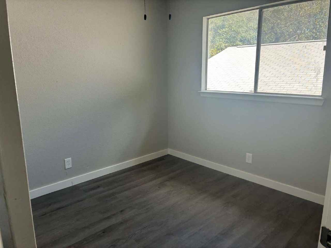 1523 Quintana Rd - Photo 7 of 14