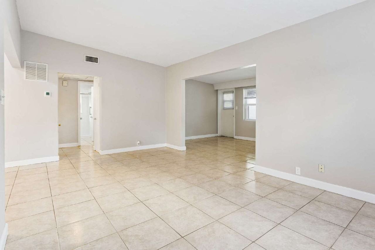 255 Ashwood Dr - Photo 7 of 20
